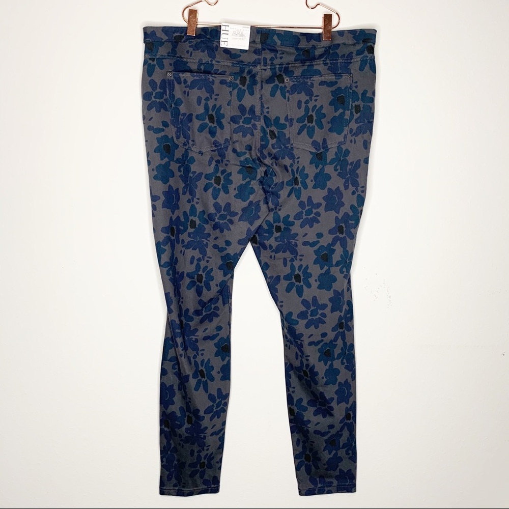 Hue Leggings Mod Floral Stretch Denim Plus Size - Picture 7 of 9